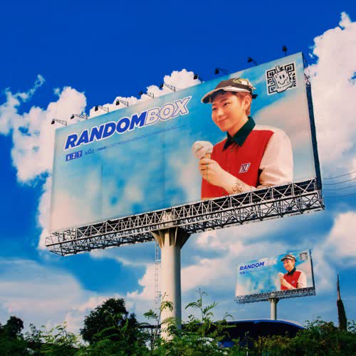RANDOM BOX
